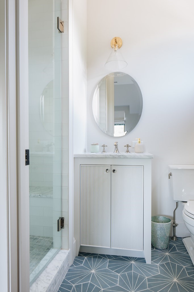 Elegant White Bathroom

