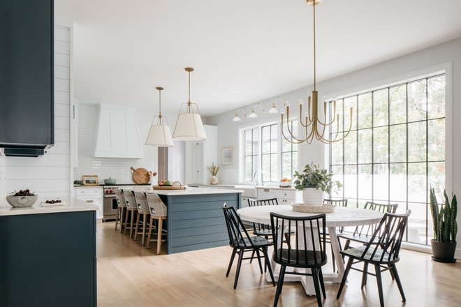 overview of modern farmhouse kitchen