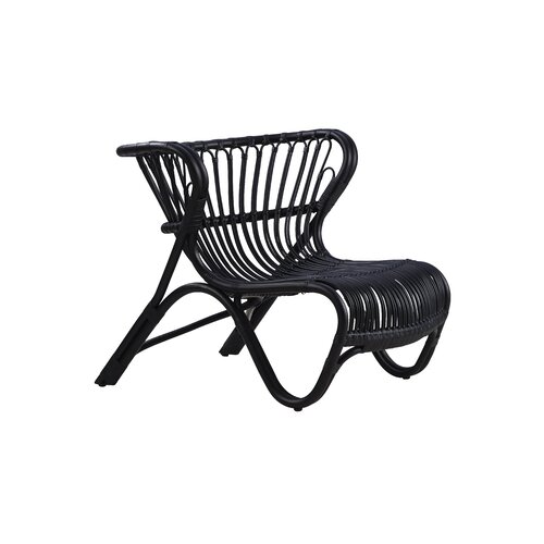 Black wicker lounge chair