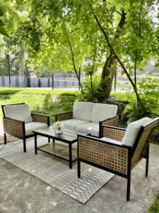 Cute Outdoor Patio Set